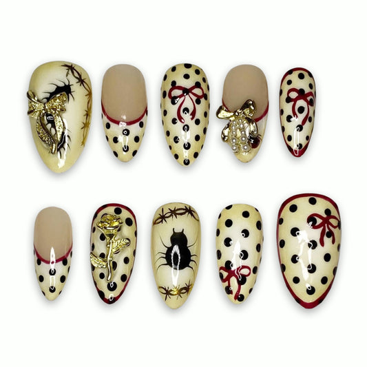 A117 Bow & Polka dots