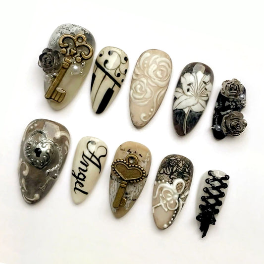 A76 Vintage Black Rose