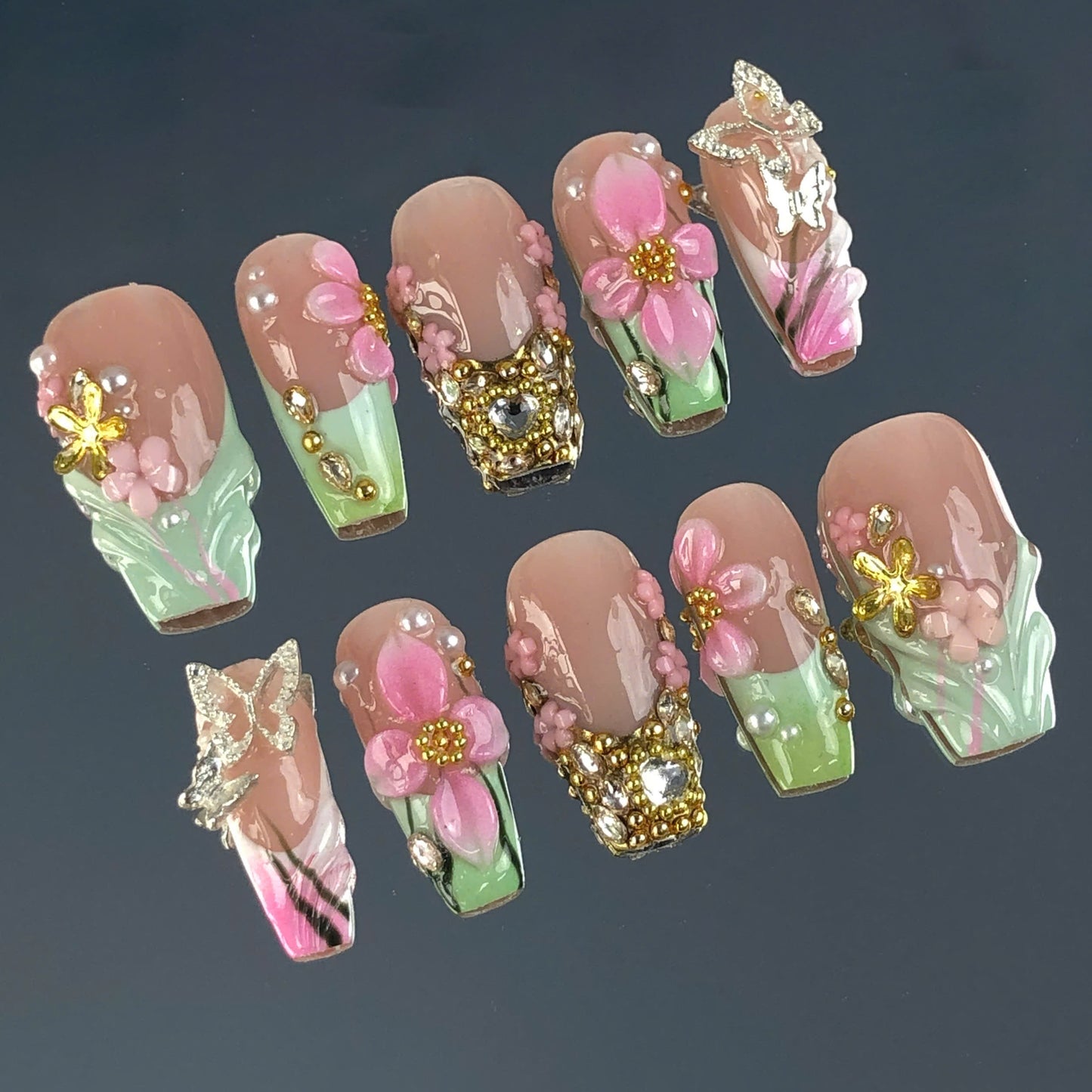 A257 Butterflies and flowers